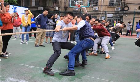 冶建青年有力量！公司團委舉辦“五四”拔河比賽