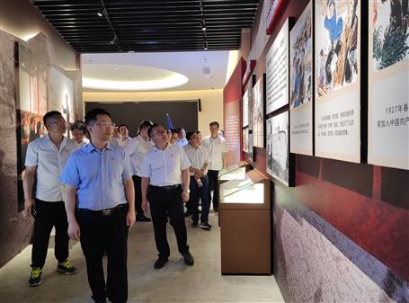 【主題教育】賴海標參加公司機關(guān)黨委主題教育現(xiàn)場教學(xué)活動